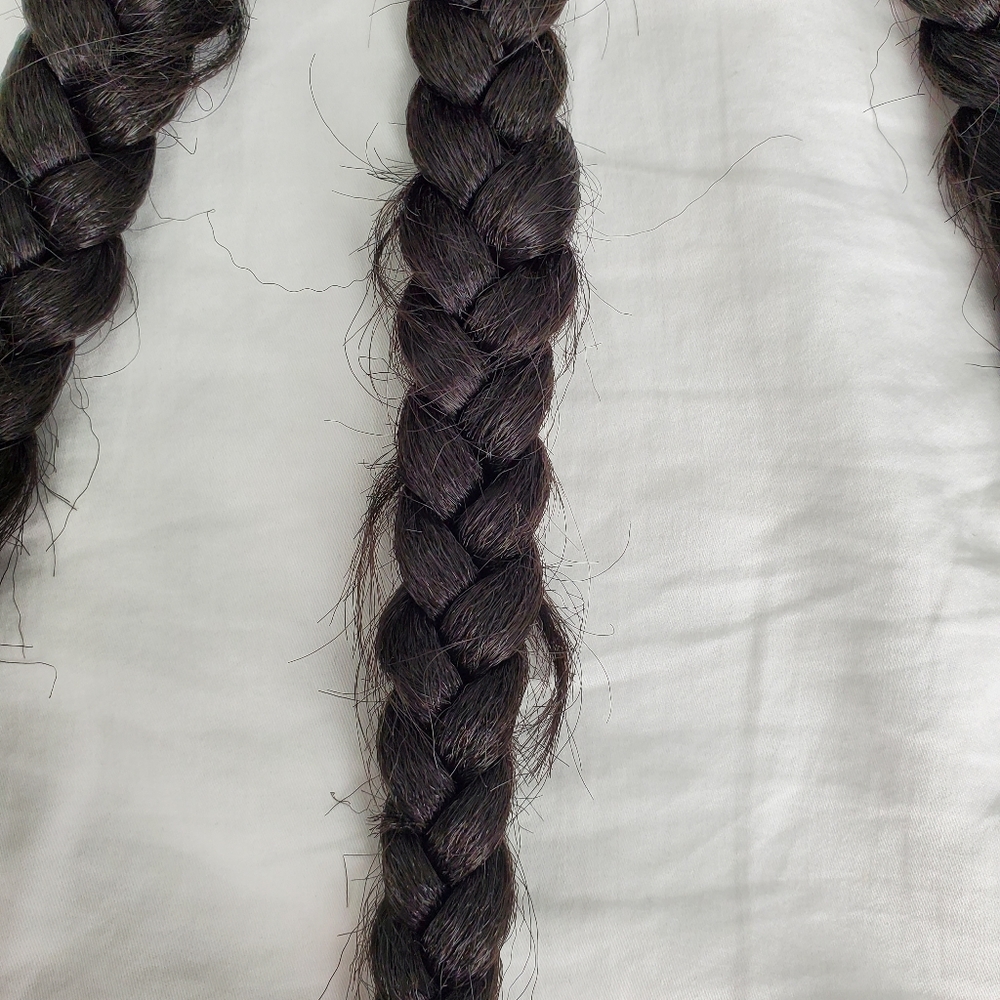 Braided wig - Picture 8 of 11